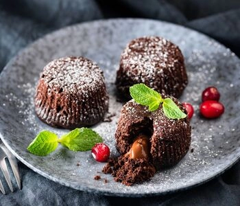 best chocolate dessert: souffle or lava cake