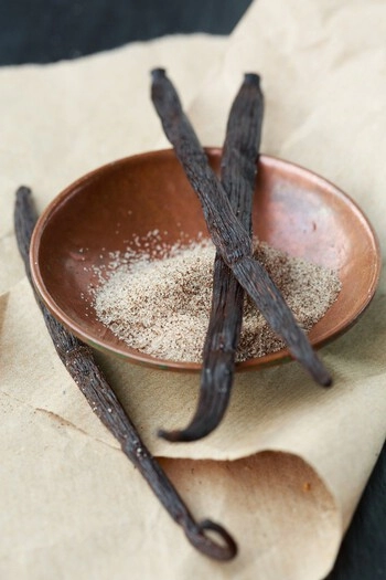 Raspberry Vanilla cake Set