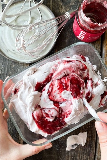 Raspberry Vanilla cake Set