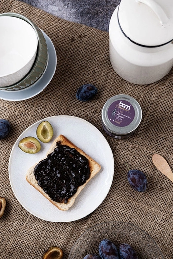 Plum jam made from 100% fruit, no added sugar, 200 g