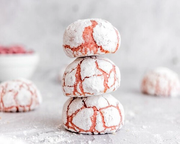 crinkle cookies with bam ruby chocolate