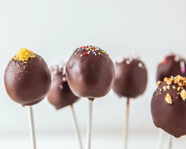 chocolate cake pops